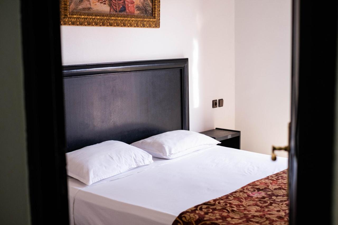 Apart Hotel Larbi Marrakesz Zewnętrze zdjęcie